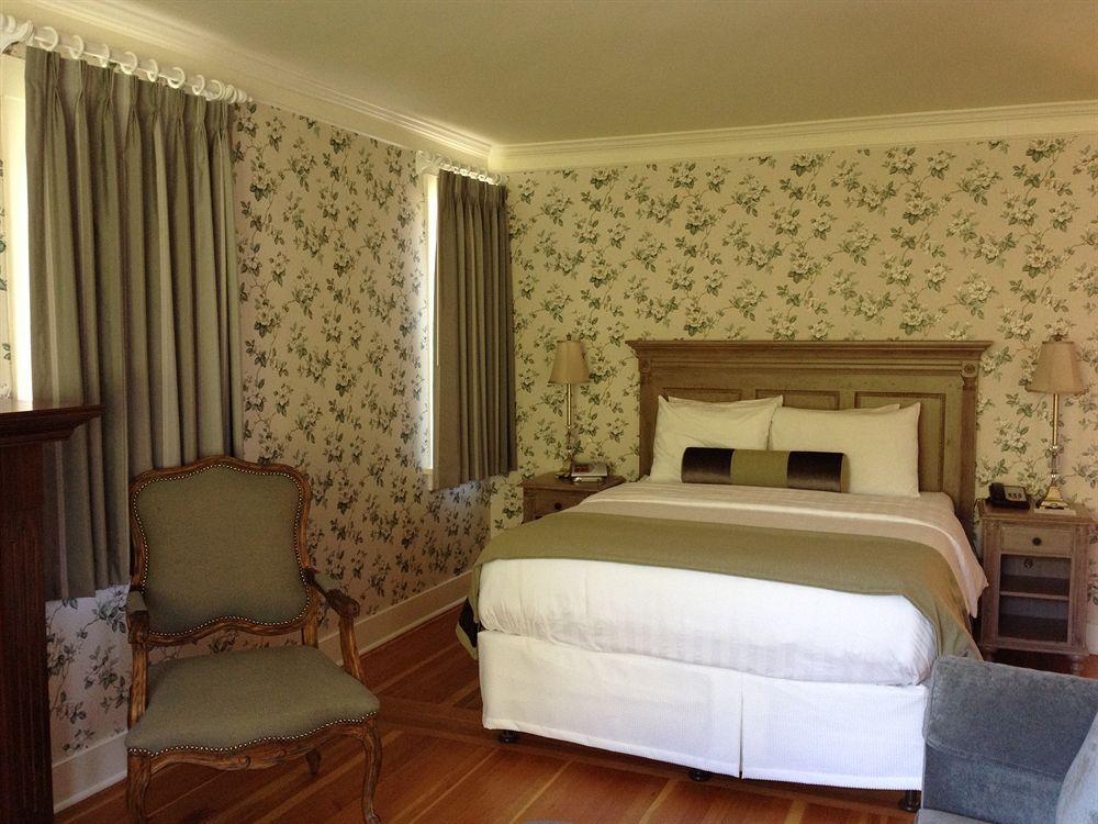 Rosewood Inn Victoria Eksteriør billede