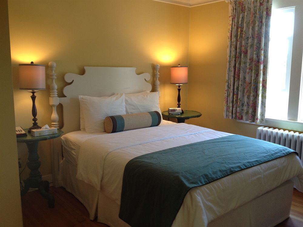 Rosewood Inn Victoria Eksteriør billede