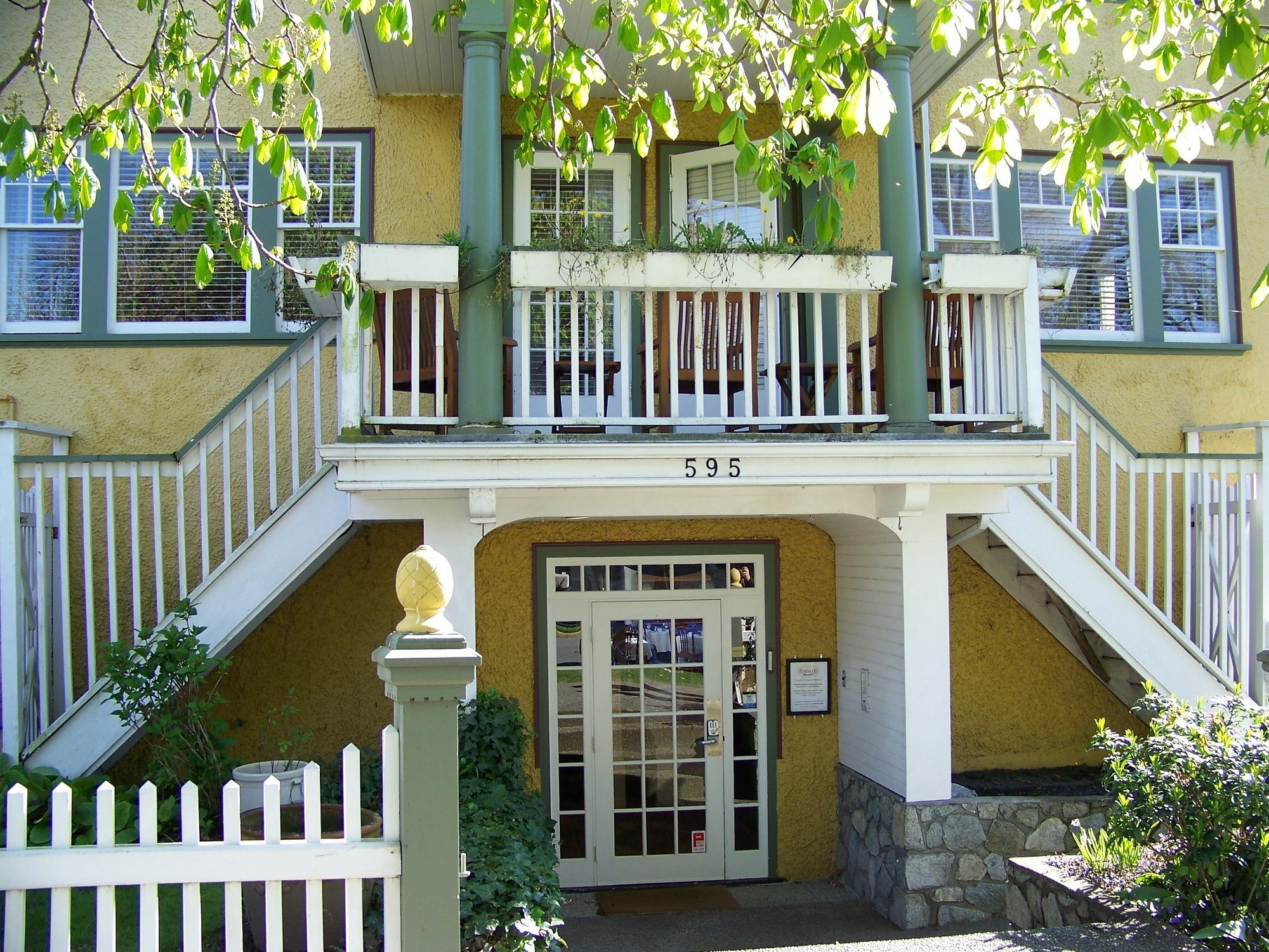 Rosewood Inn Victoria Eksteriør billede